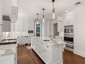 20 Sherwood Farm Lane, Greenwich CT 06831