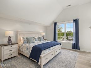 77 Havemeyer Lane 324, Stamford CT 06902