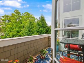 77 Havemeyer Lane 324, Stamford CT 06902