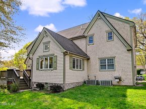 34 MacArthur Drive, Old Greenwich CT 06870