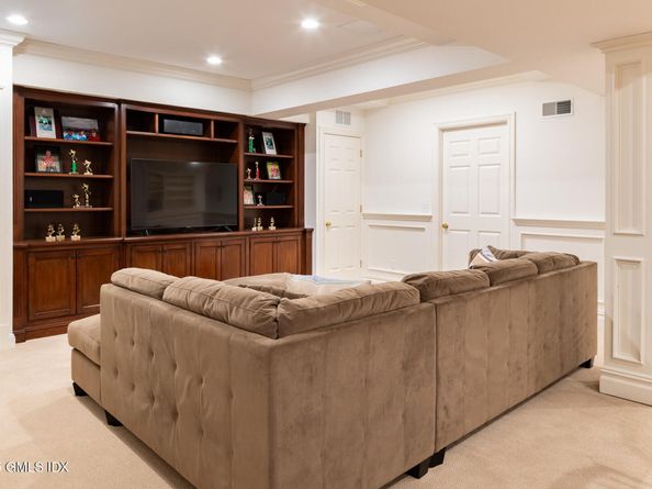 182 Taconic Road, Greenwich CT 06831