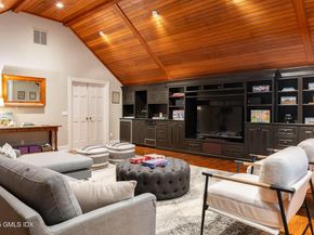 182 Taconic Road, Greenwich CT 06831