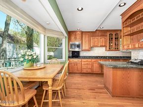 52 Center Drive, Old Greenwich CT 06870