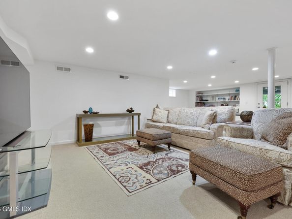29 Griffith Road, Riverside CT 06878