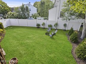29 Griffith Road, Riverside CT 06878