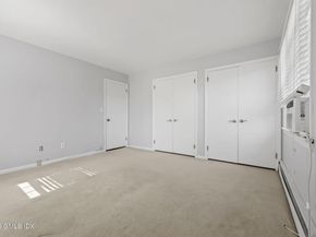 47 Valley Road B3, Cos Cob CT 06807