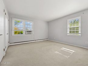 47 Valley Road B3, Cos Cob CT 06807