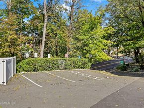 47 Valley Road B3, Cos Cob CT 06807