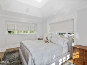 50 Sound View Drive 4N, Greenwich CT 06830
