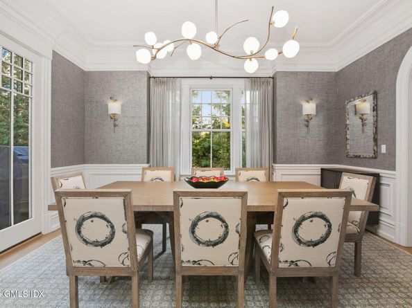 50 Sound View Drive 4N, Greenwich CT 06830