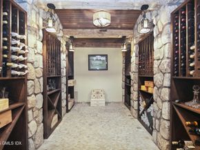 50 Sound View Drive 4N, Greenwich CT 06830