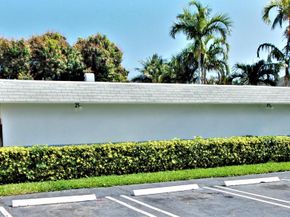 607 NE 7th Avenue NE, Delray Beach FL 33483