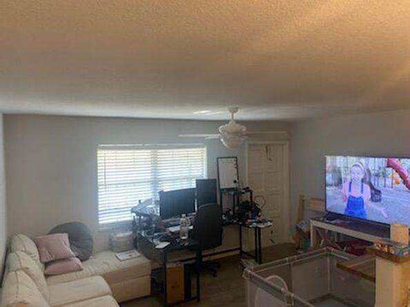 607 NE 7th Avenue NE, Delray Beach FL 33483