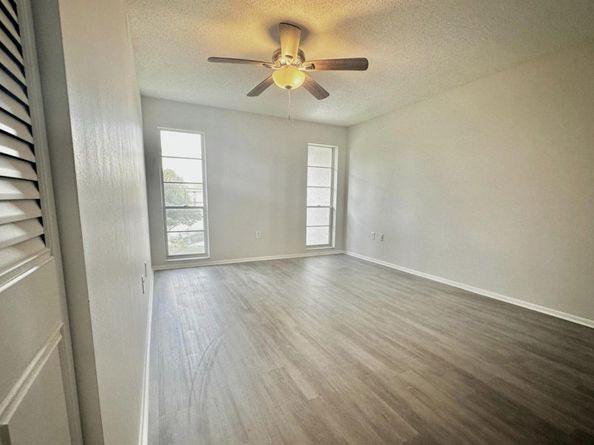 6 Greenway Village N 212, Royal Palm Beach FL 33411