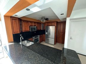 4800 Bayview Dr 406, Fort Lauderdale FL 33308