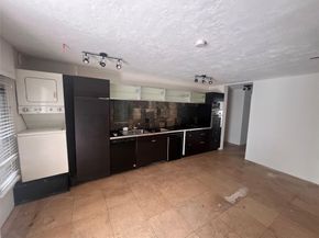 919 Michigan Ave 3, Miami Beach FL 33139