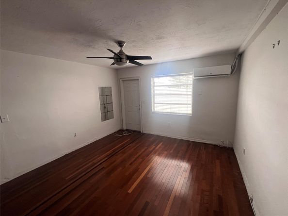 919 Michigan Ave 3, Miami Beach FL 33139