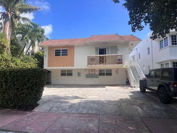 919 Michigan Ave 3, Miami Beach FL 33139