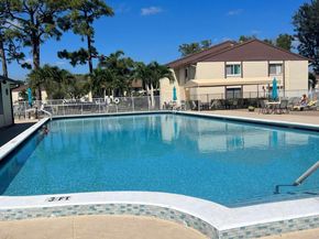 321 Knotty Pine Circle A2, Greenacres FL 33463