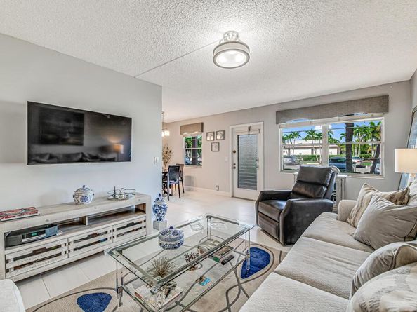 1050 Newcastle C, Boca Raton FL 33434