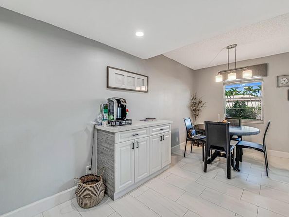 1050 Newcastle C, Boca Raton FL 33434
