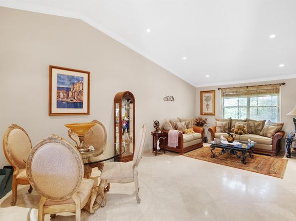 485 Lynbrook Court, Royal Palm Beach FL 33411