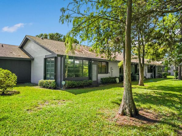 485 Lynbrook Court, Royal Palm Beach FL 33411