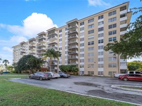 4174 Inverrary Dr 1002, Lauderhill FL 33319