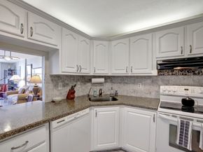 3015 N Ocean Boulevard 17b, Fort Lauderdale FL 33308