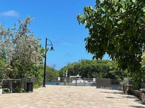 1422 W Meadows Circle 1422, Boynton Beach FL 33436