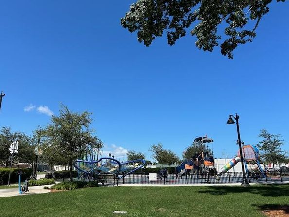 1422 W Meadows Circle 1422, Boynton Beach FL 33436