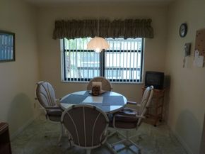 7586 Tahiti Lane 201, Lake Worth FL 33467