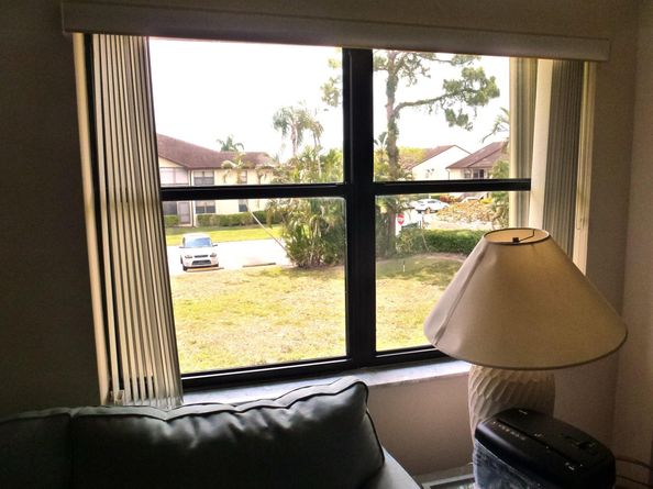 7586 Tahiti Lane 201, Lake Worth FL 33467