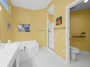 608 Misty Oaks Ln, Pompano Beach FL 33069