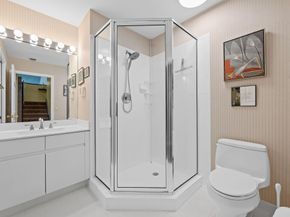 608 Misty Oaks Ln, Pompano Beach FL 33069