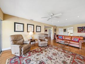 478 Tequesta Dr 206, Jupiter FL 33469