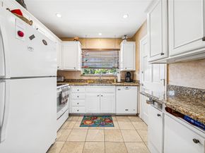 478 Tequesta Dr 206, Jupiter FL 33469