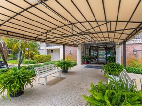 3000 S Course Dr 607, Pompano Beach FL 33069