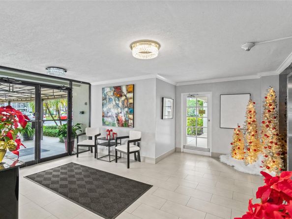 3000 S Course Dr 607, Pompano Beach FL 33069