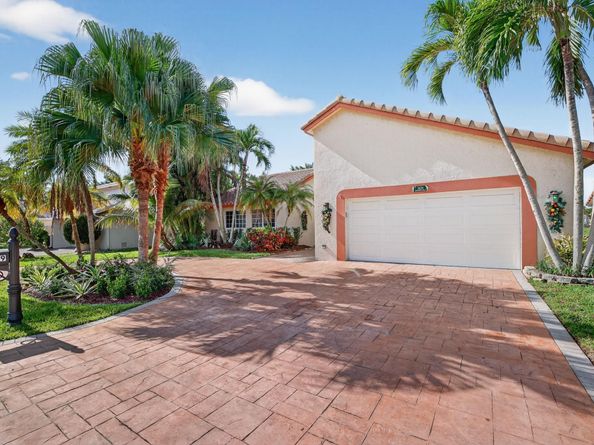 7409 Corkwood Ter, Tamarac FL 33321