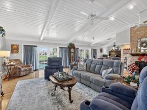 7409 Corkwood Ter, Tamarac FL 33321