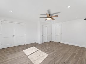 1206 S Lake Drive 203, Lantana FL 33462