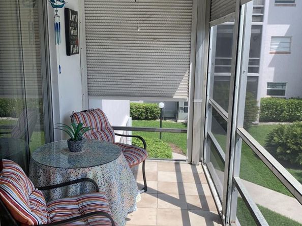 700 Layne Bl 212, Hallandale Beach FL 33009