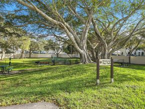 415 Buttonwood Pl, Boca Raton FL 33431