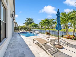 7947 E Juniper Dr, Parkland FL 33067