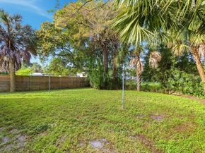 533 NW 15th Way, Fort Lauderdale FL 33311