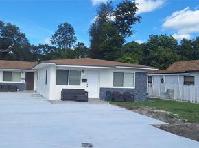 1555 NE 148th St, Miami FL 33161