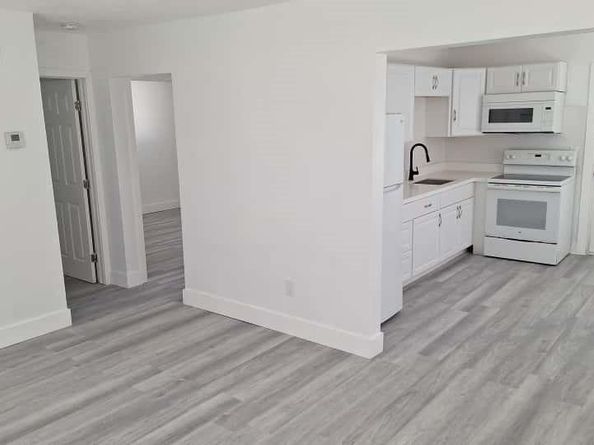 1555 NE 148th St, Miami FL 33161