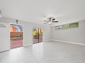 8194 Thames Boulevard B, Boca Raton FL 33433