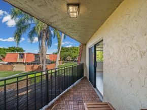 8194 Thames Boulevard B, Boca Raton FL 33433